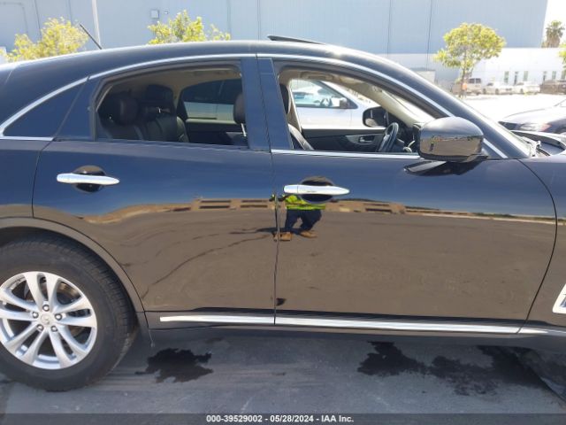 JN8CS1MU1GM671937 Infiniti QX70