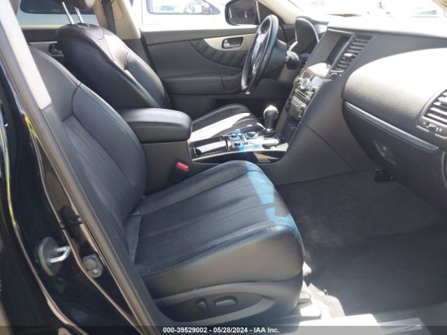 JN8CS1MU1GM671937 Infiniti QX70