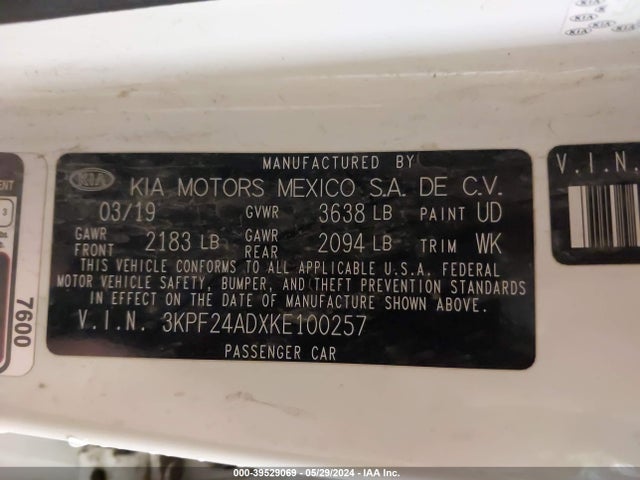 KIA FORTE FE 2019 3KPF24ADXKE100257 Image 9