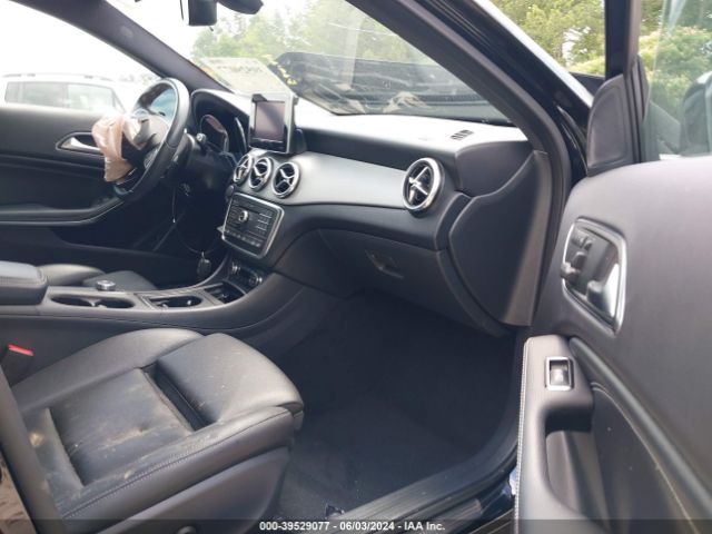 WDCTG4GB0HJ340465 Mercedes-Benz Gla 250 4matic