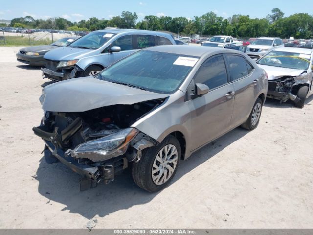 5YFBURHE1KP879485 Toyota COROLLA LE