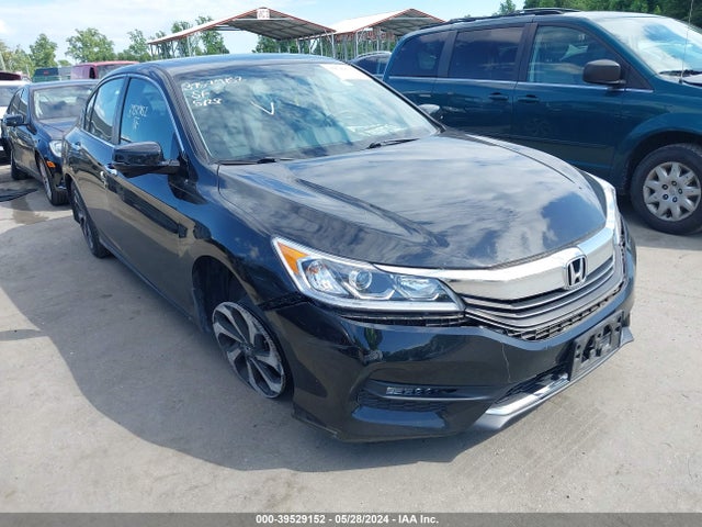 2016 1HGCR2F88GA082982 main image