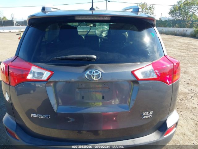 JTMRFREV5FJ031598 Toyota Rav4 Xle