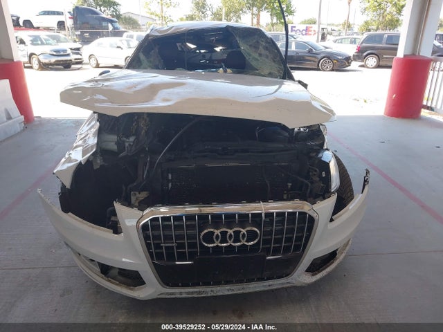 WA1LFAFP9EA016750 Audi Q5 2.0t Premium