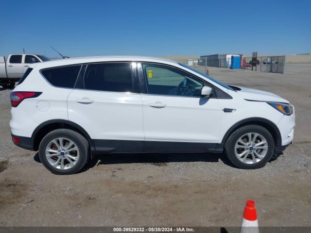 1FMCU0GD8HUD85186 Ford ESCAPE SE