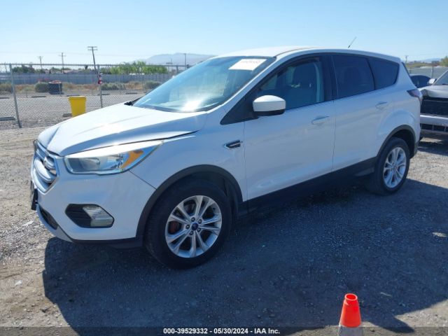 1FMCU0GD8HUD85186 Ford ESCAPE SE