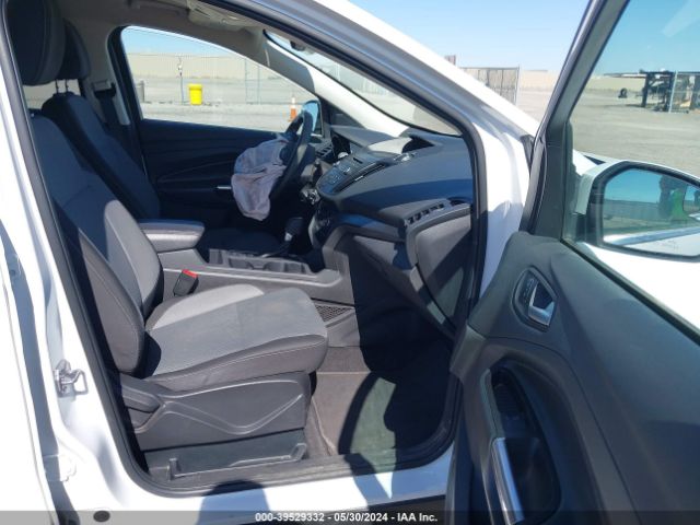 1FMCU0GD8HUD85186 Ford ESCAPE SE