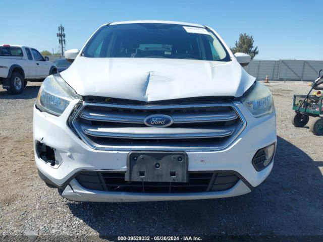 1FMCU0GD8HUD85186 Ford ESCAPE SE