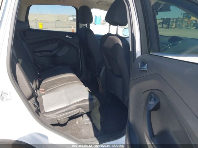 1FMCU0GD8HUD85186 Ford ESCAPE SE