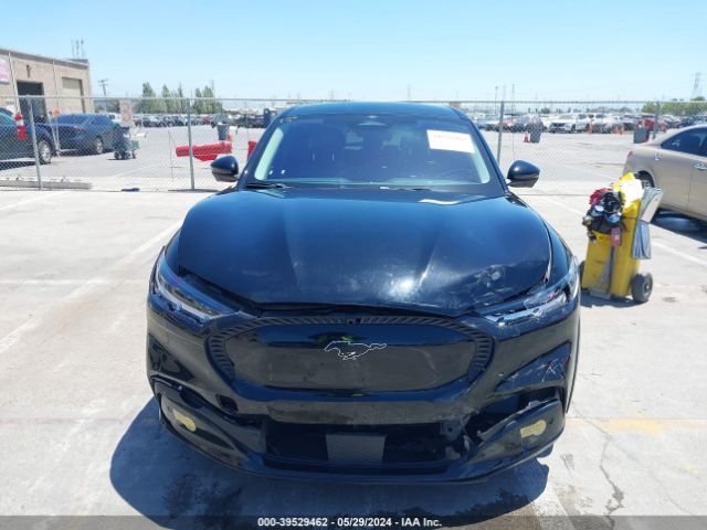 3FMTK2R70MMA36241 Ford Mustang Mach-e California Route 1