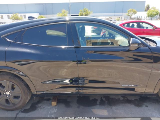 3FMTK2R70MMA36241 Ford Mustang Mach-e California Route 1