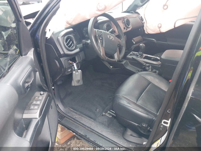 3TMDZ5BN4JM047379 Toyota Tacoma Trd Sport
