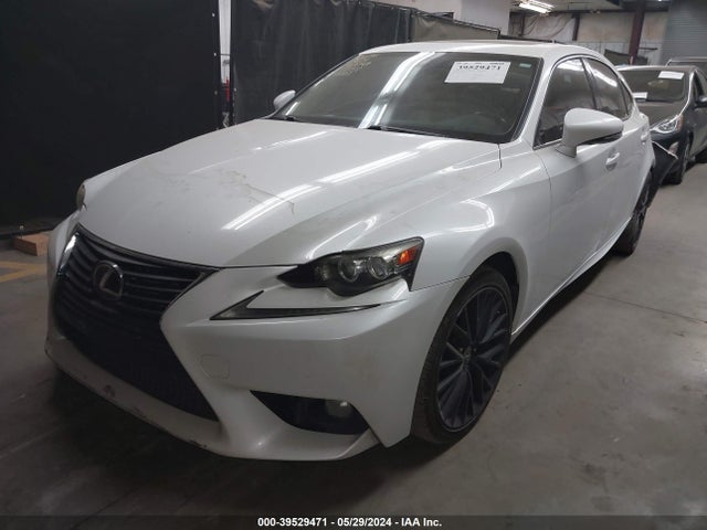 Lexus IS 250 2014 JTHBF1D21E5029749 Image 2