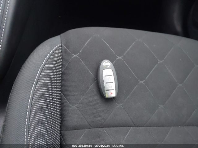 3N1CP5CU5KL564823 Nissan KICKS SV