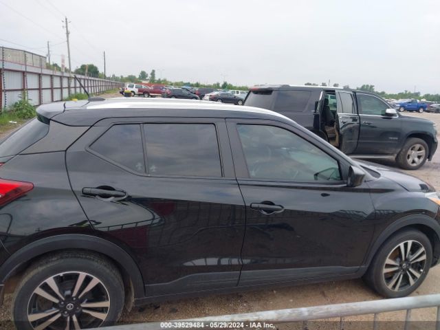 3N1CP5CU5KL564823 Nissan KICKS SV