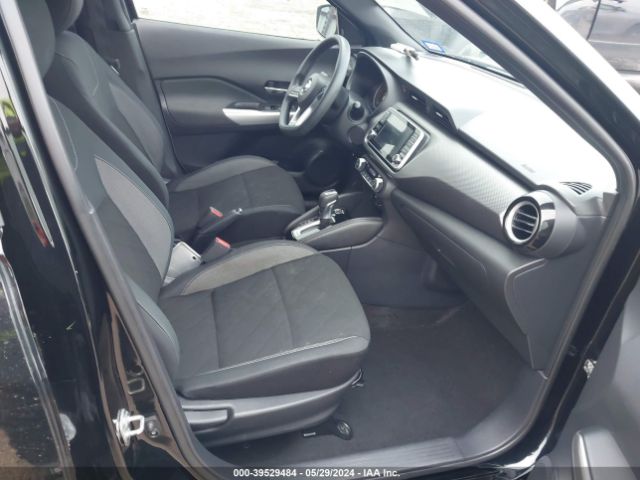 3N1CP5CU5KL564823 Nissan KICKS SV