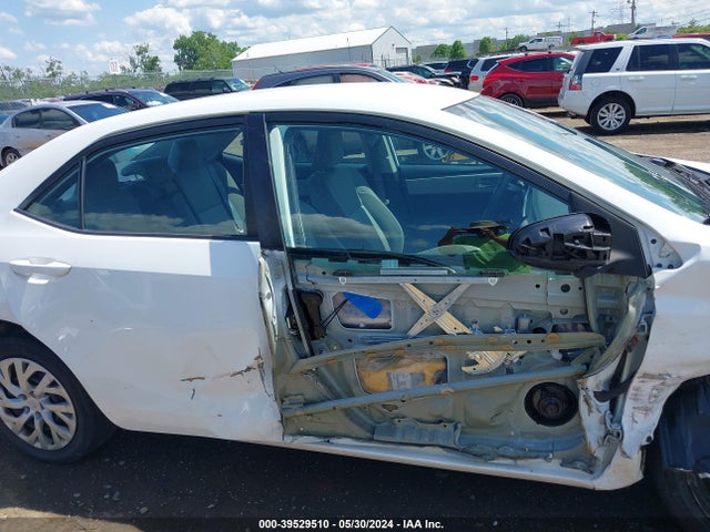 Toyota COROLLA LE 2017 2T1BURHE2HC787004 Image 13