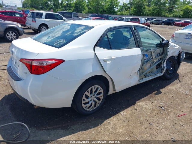 Toyota COROLLA LE 2017 2T1BURHE2HC787004 Image 4