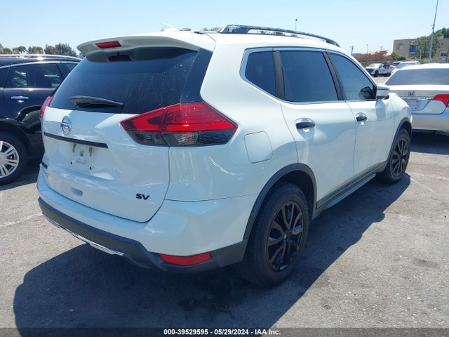 Nissan ROGUE SV 2017 5N1AT2MT2HC817004 Image 4