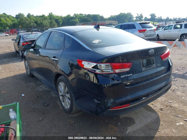 KIA Optima Lx 2017 5XXGT4L37HG122271 Image 3