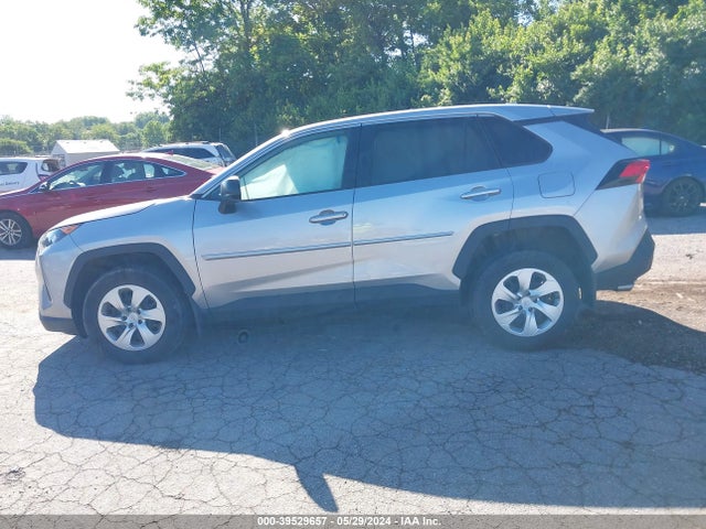 Toyota RAV4 LE 2022 2T3F1RFV3NC264980 Image 15