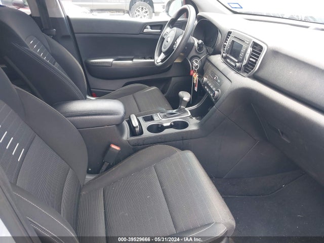 KIA Sportage Lx 2018 KNDPMCAC2J7366645 Image 5