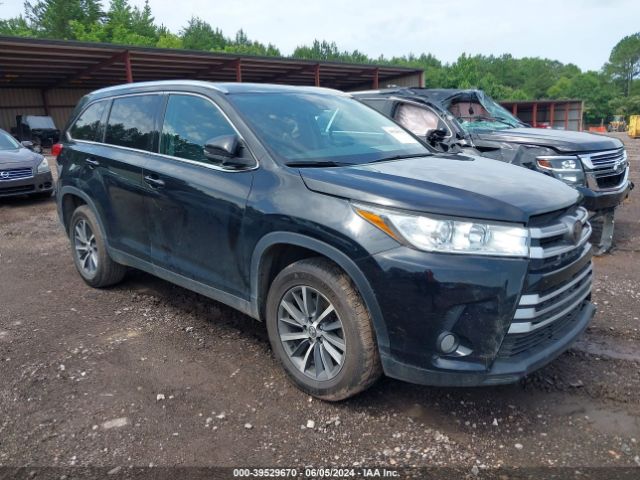 2019 LAND ROVER RANGE ROVER VELAR SALYB2EN8KA783118