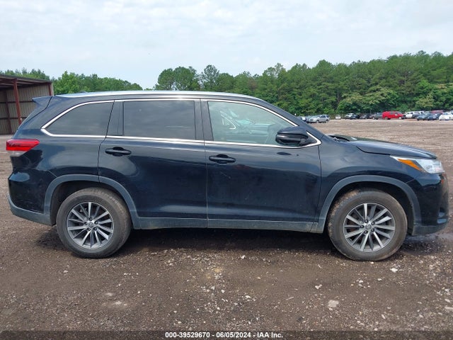 Toyota Highlander Xle 2019 5TDKZRFH2KS558559 Image 14