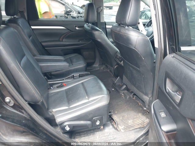 Toyota Highlander Xle 2019 5TDKZRFH2KS558559 Image 8