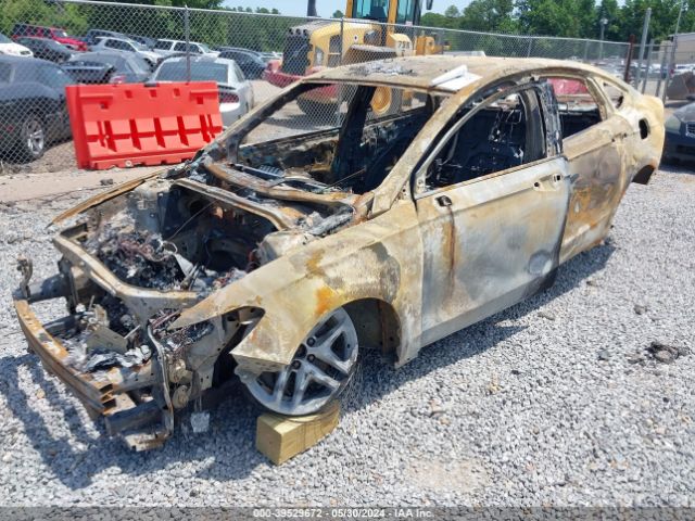 3FA6P0HD8GR222413 Ford FUSION SE