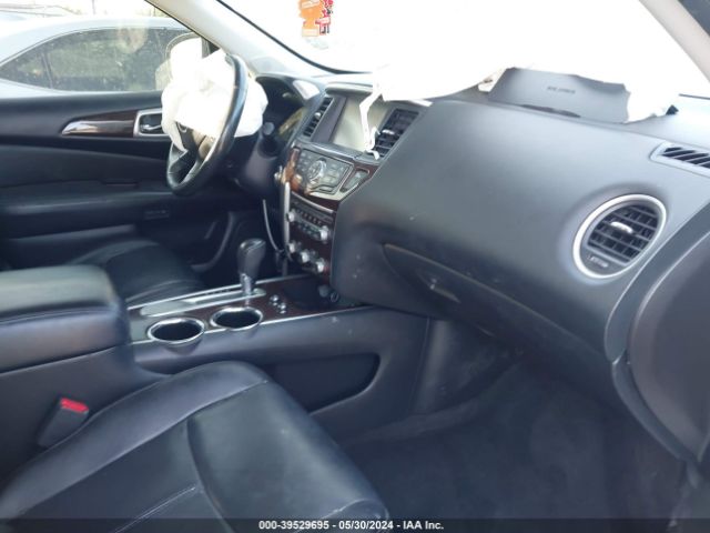 5N1AR2MN9FC697697 Nissan Pathfinder Platinum