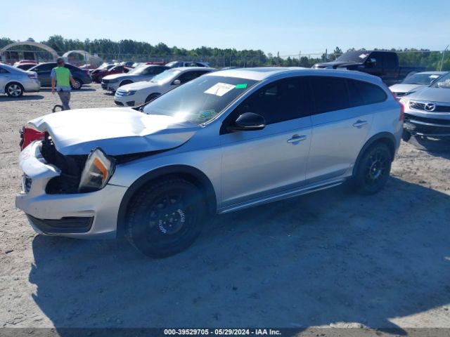 YV4612HKXF1000516 Volvo V60 Cross Country T5