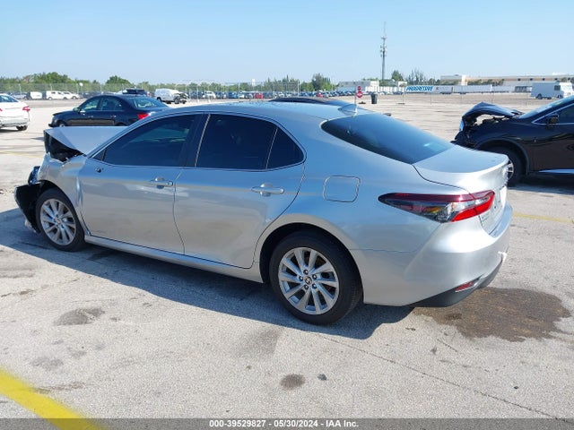 Toyota CAMRY LE 2022 4T1R11AK2NU044832 Image 3