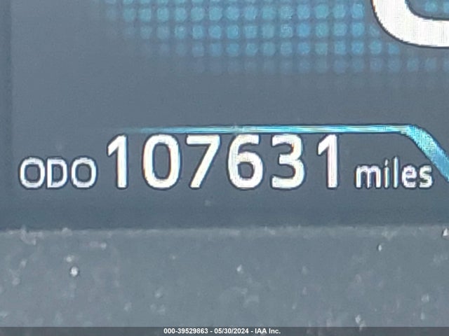 Toyota Prius Two 2017 JTDKBRFU1H3042916 Image 16