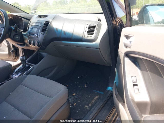 KIA FORTE LX 2017 3KPFK4A72HE025394 Image 5