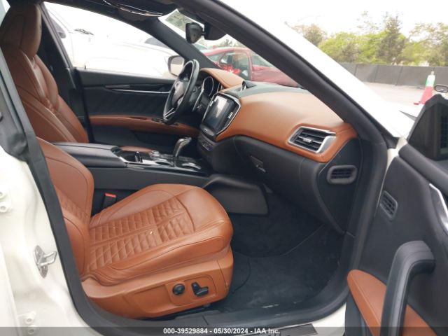 ZAM57YTSXK1315118 Maserati Ghibli S Q4 Gransport