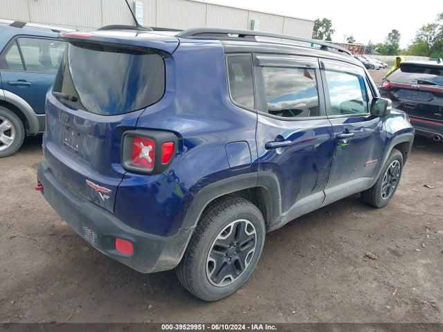 ZACCJBCBXHPE43362 Jeep Renegade Trailhawk 4x4
