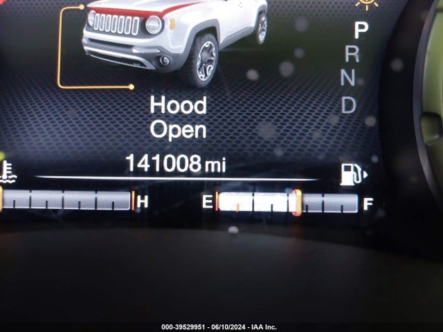 ZACCJBCBXHPE43362 Jeep Renegade Trailhawk 4x4