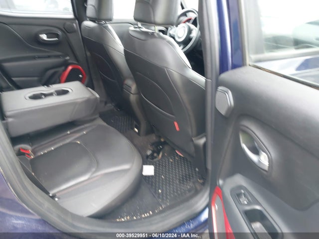 ZACCJBCBXHPE43362 Jeep Renegade Trailhawk 4x4