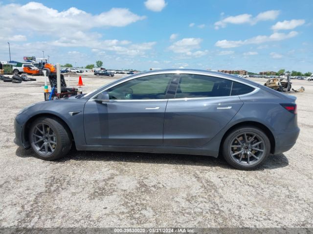 5YJ3E1EA8JF041095 Tesla Model 3 Long Range/mid Range