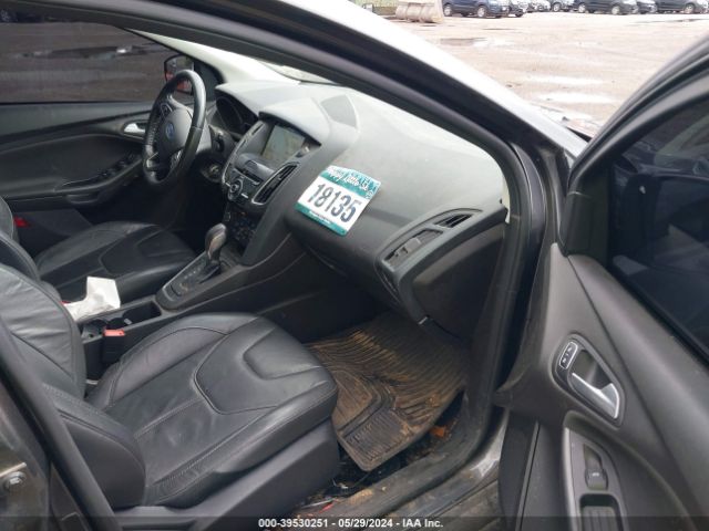 1FADP3M24HL239089 Ford FOCUS SEL