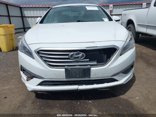 Hyundai SONATA SE 2015 5NPE24AF6FH004804 Image 14
