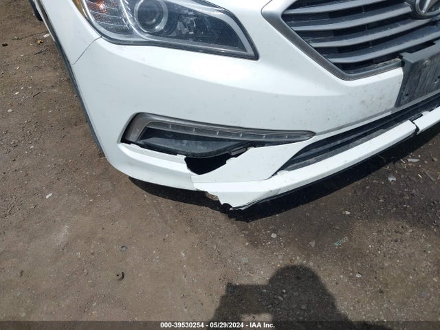 Hyundai SONATA SE 2015 5NPE24AF6FH004804 Image 15