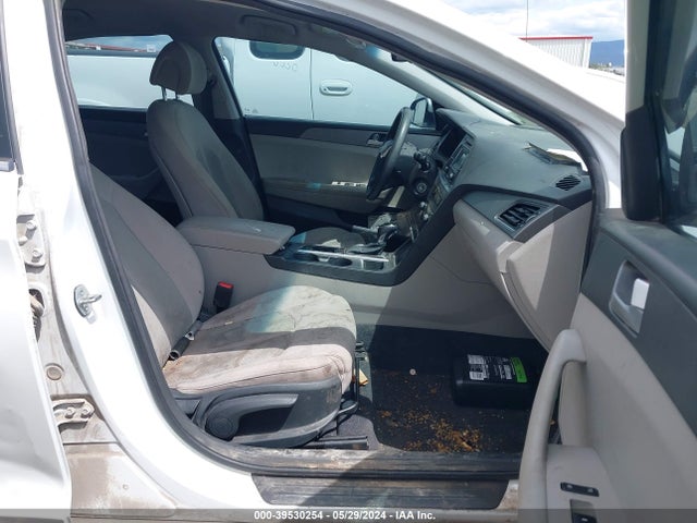Hyundai SONATA SE 2015 5NPE24AF6FH004804 Image 5