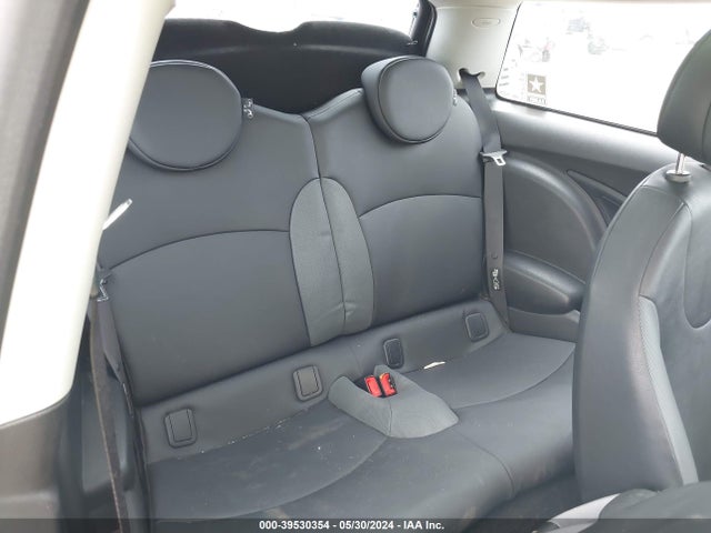 2008 MINI COOPER WMWMF335X8TU67782 Photo 7