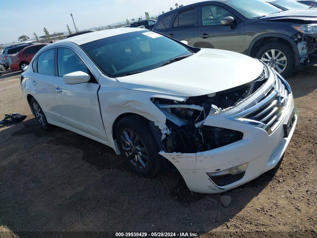 Nissan Altima 2.5 S 2015 1N4AL3AP5FN917865 Image 1