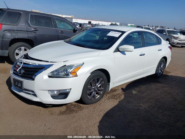 Nissan Altima 2.5 S 2015 1N4AL3AP5FN917865 Image 2