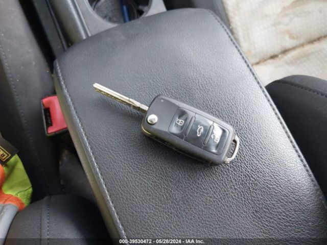 3VWLA7AJ8FM325184 Volkswagen Jetta 2.0l Tdi S