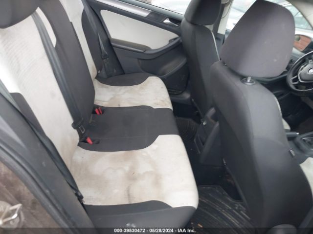3VWLA7AJ8FM325184 Volkswagen Jetta 2.0l Tdi S