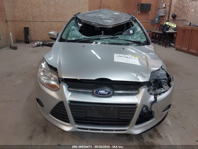 Ford FOCUS SE 2014 1FADP3F23EL391048 Image 13